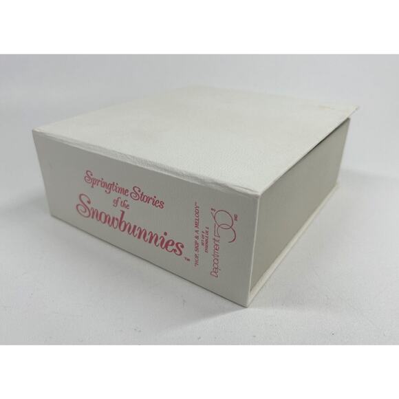 Dept 56 Snowbunnies HOP SKIP AND A MELODY (Set of 2) Figurine 26301 - Picture 4 of 6